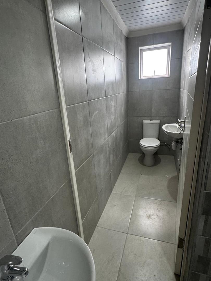 Commercial Property for Sale in N2 Industrial Park Western Cape